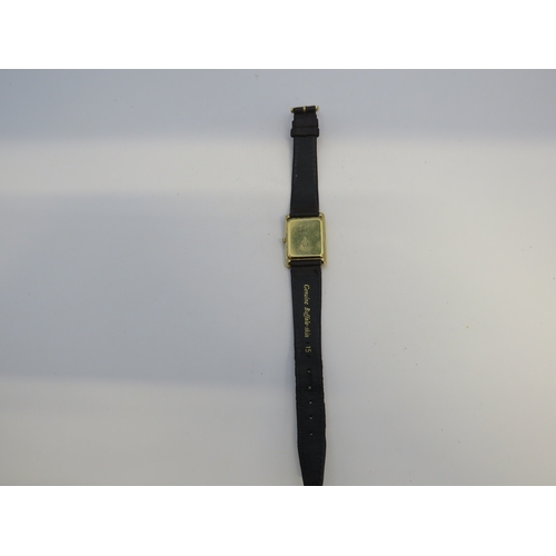 114 - Gucci watch with leather strap