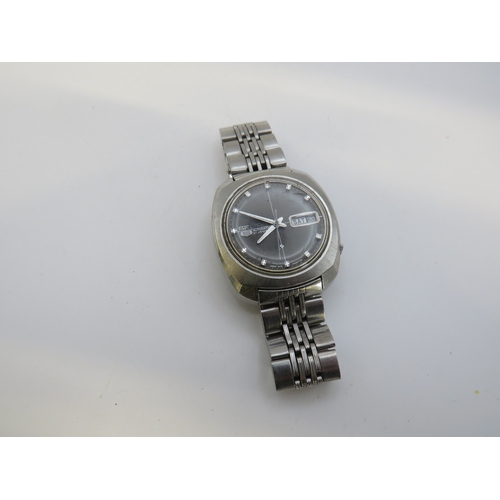 116 - Seiko 5 day date watch
