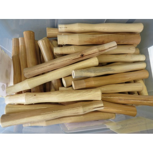 100U - 100 hammer handles