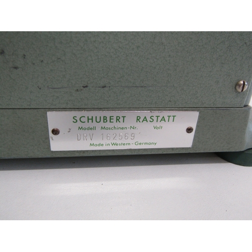 19 - Vintage 1960s Odhner mechanical pinwheel calulator.