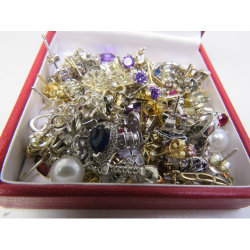 128 - collection of stud earrings