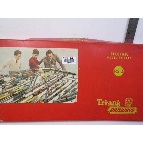 383 - Vintage Tri-ang railways sets