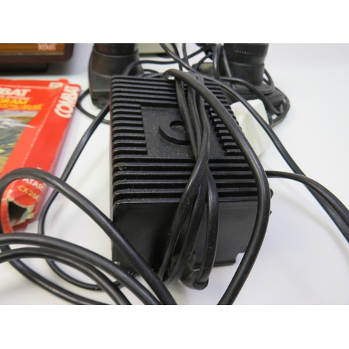 385 - Atari Video computer system and games, including Space invaders, Yar's revenge and Combat
