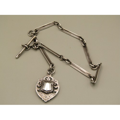 43 - A Silver chain and fob 925% Silver 49 gramms in weight