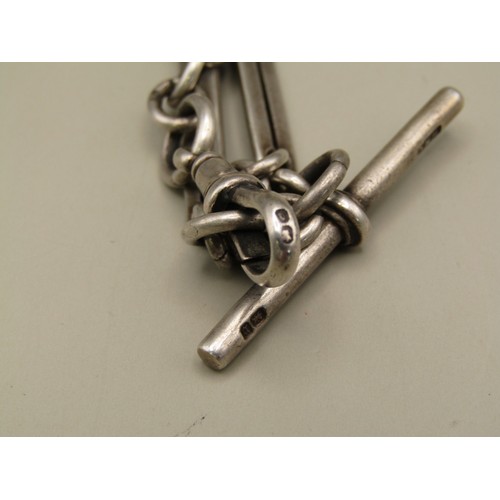 43 - A Silver chain and fob 925% Silver 49 gramms in weight