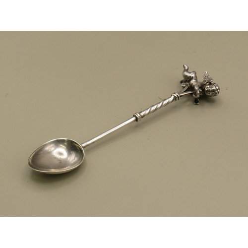 42 - A silver spoon 925 Silver Angel A top.