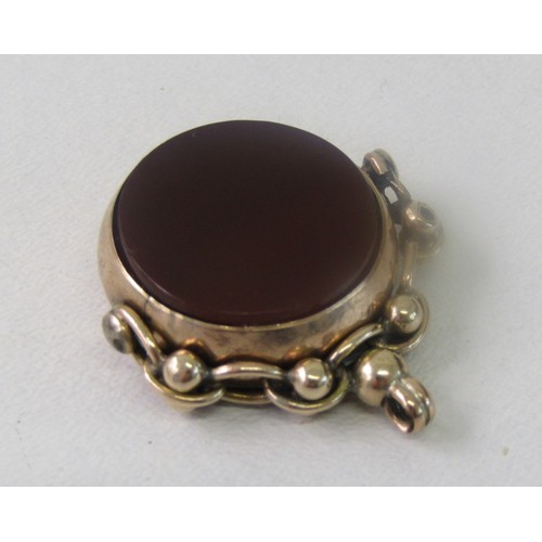 27 - 9ct gold Albert fob 7.6 grams