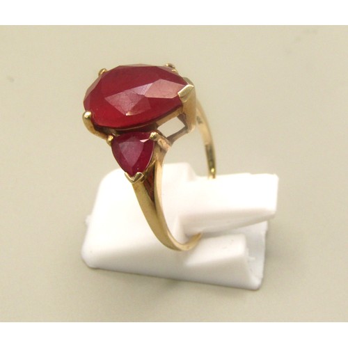 19 - 9ct Gold ring 3.7 grams
size O