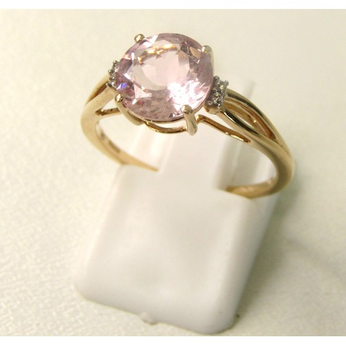 23 - 9ct Gold ring 2 grams
Size O