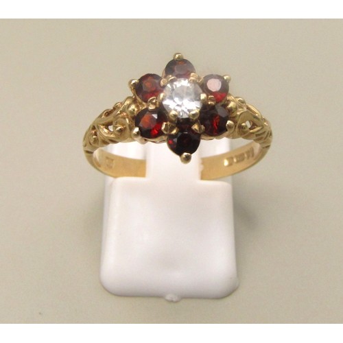 21 - 9ct Gold ring 3.1 grams