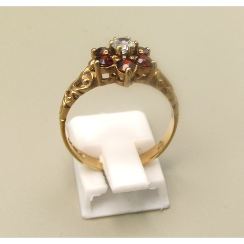 21 - 9ct Gold ring 3.1 grams