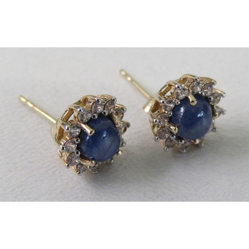 30 - 3 x pairs of 9ct gold earing's 7 grams