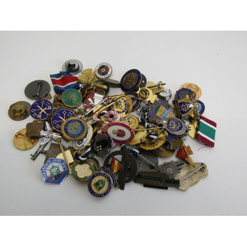 16 - Large collection of pin badges etc
Approx. weight in grams 470