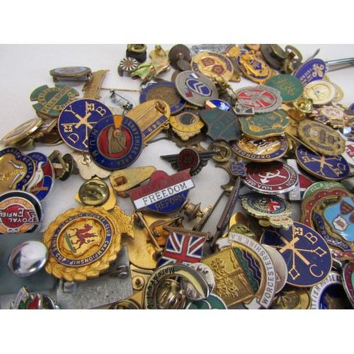12 - Large collection of pin badges etc
Approx. weight in grams 690