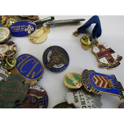 12 - Large collection of pin badges etc
Approx. weight in grams 690