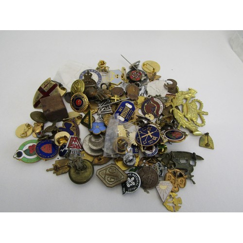 17 - Large collection of pin badges etc
Approx. weight in grams 410