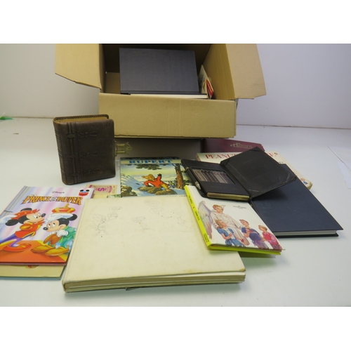 373 - Job lot of assorted vintage books and magazines