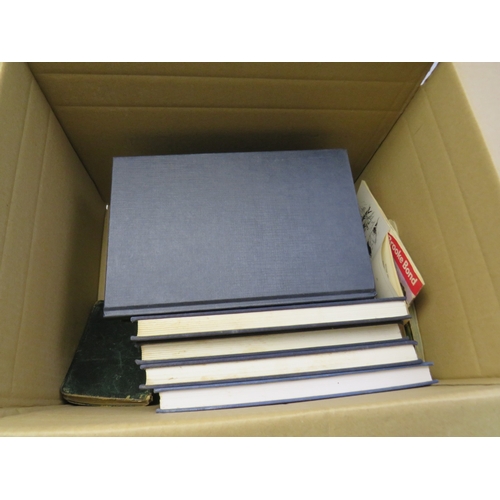 373 - Job lot of assorted vintage books and magazines