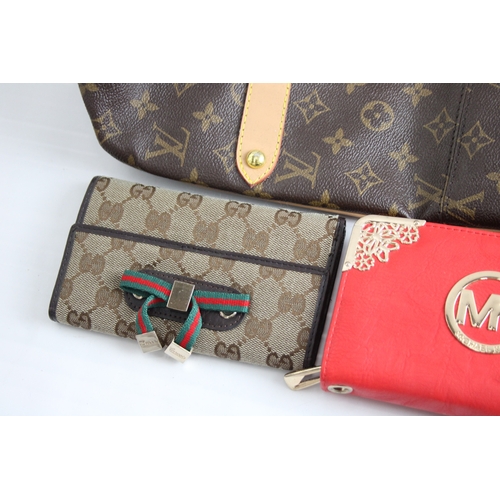493 - Fashion Handbag Collection Womens Accessories