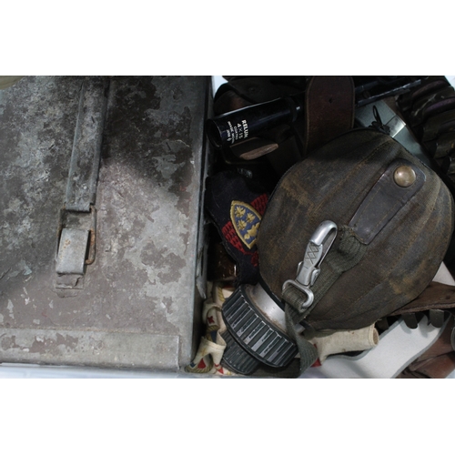 506 - Mixed Military Collection Inc Browns Morse Code, Veret WWI, WW2, Belts, Etc