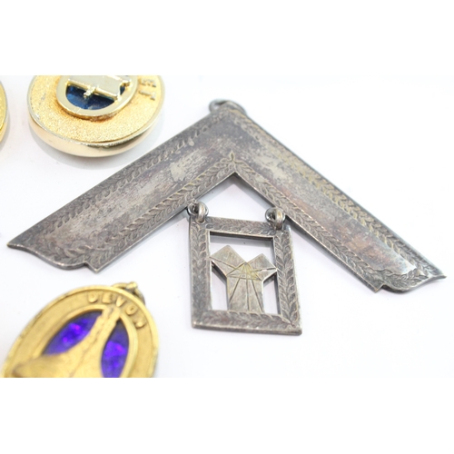 512 - Masonic Collar Jewels Lot Inc WW2 Dated, Surrey Assistant, Somerset Etc