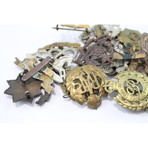 532 - Mixed Military Cap Badges Lot Inc Kings Crown, ATS, Tank Corp, RM, Etc