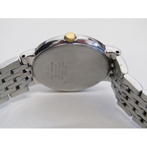 42 - Mens Seiko watch boxed with papers.