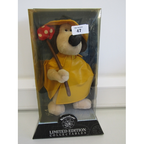 47 - Boxed limited edition Wallace & Gromit plush toy 