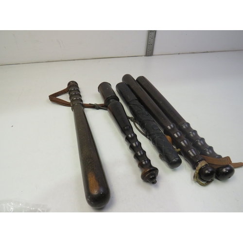 564 - Five vintage/antique police truncheons