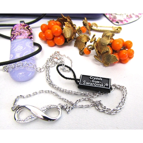 67 - Mixed lot of jewellery, vintage enamel buttons, Swarovski necklace etc.