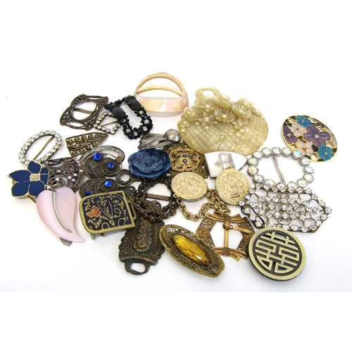 72 - Collection of vintage and antique buckles.