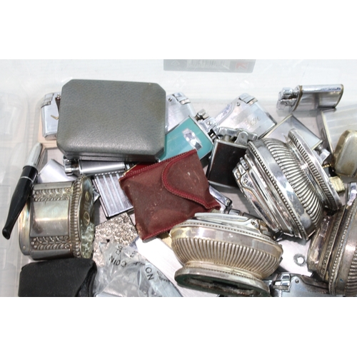 489 - Pocket Lighters Tobacciana Collectables Ronson & Colibri inc Table Lighters, etc