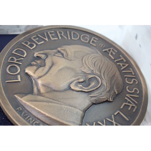 503 - International Mixed Medals/Medallions & Plaques Inc Boxed America French Brass