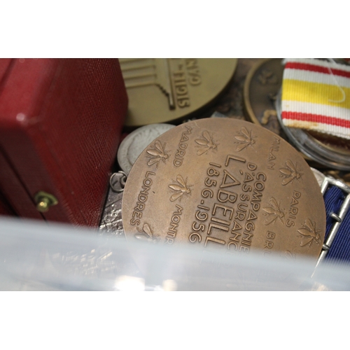 503 - International Mixed Medals/Medallions & Plaques Inc Boxed America French Brass