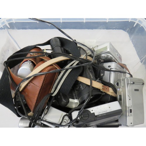 331 - Various camera's to include film digital ect