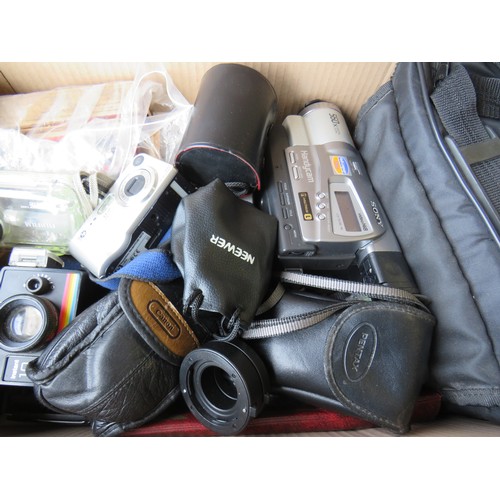367 - Box of assorted cameras including digital compacts