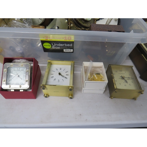 378 - Job lot of assorted clocks to include mantle clocks, carriage clocks etc