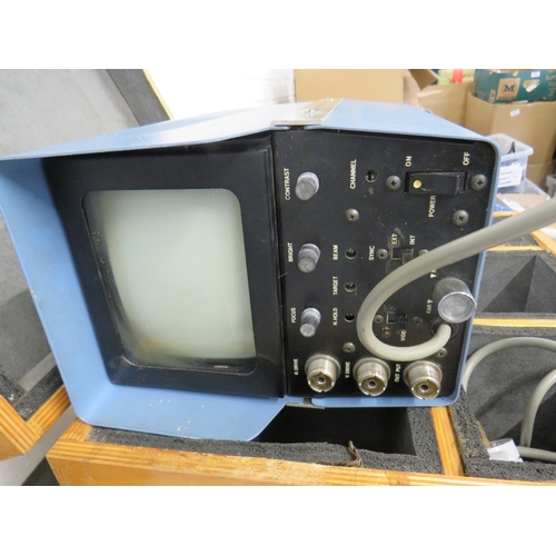384 - Blue viewfinder TV-camera in wooden case