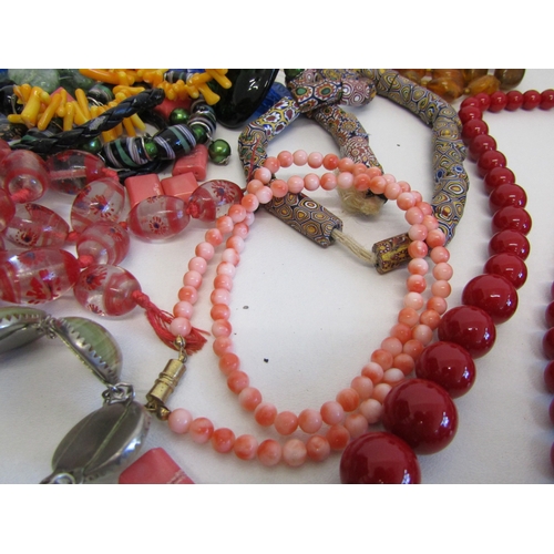 63 - Assorted jewellery and beads including gemstone.