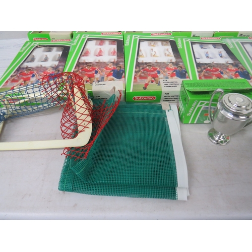398 - Job lot of subbuteo to include twelve boxed team sets