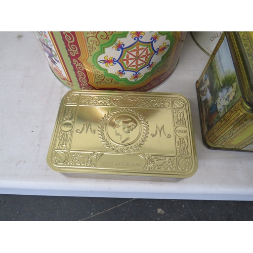 400 - Assortment of collectable tins