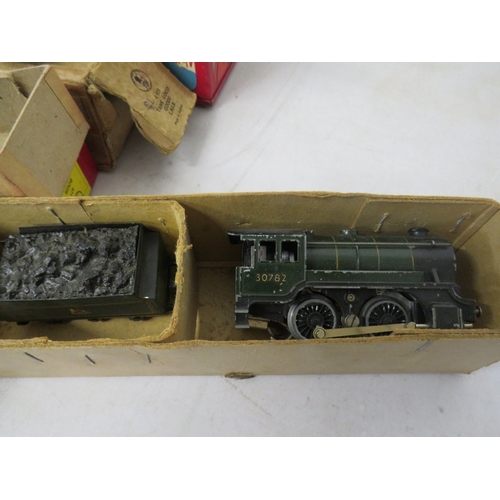 412 - Lot of assorted model railway to include locomotives