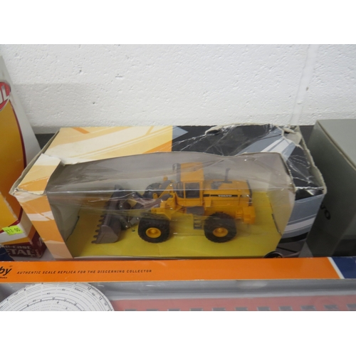 423 - Nine boxed construction vehicles to include Joal, Siku etc