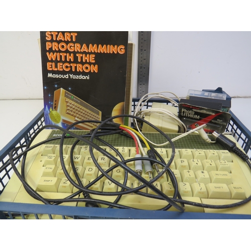 526 - Acorn electron keyboard with tapes