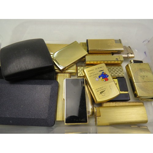 501 - Gold Tone Pocket Cigarette Lighters Inc Ronson, Pierre Cardin Etc