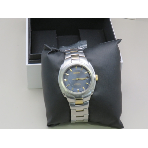 20 - Boxed Seiko Kinteic watch