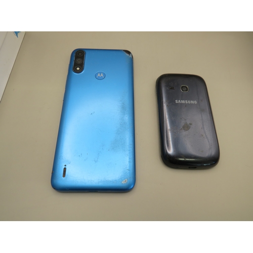 39 - Three boxed samsung phones plus two others - untested