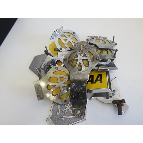 47 - Assortment of automobilia car badges