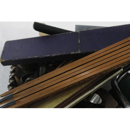 464 - Antique Vintage Collectables Inc Metal Tools, Rulers, & Working Equipment