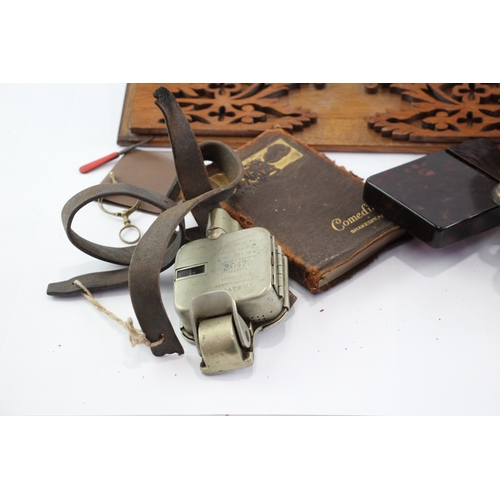 474 - Desk Antique Vintage Collectables Picture Frames Painting Ect